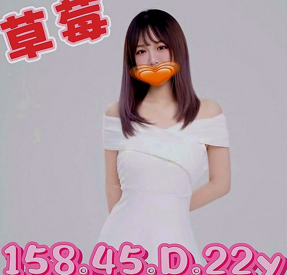 內湖外約：小婷 |應屆大一新生|165cm|54kg|C罩杯|23歲|羞怯帶一點性感,很有初戀的感覺 歡迎提前一小時預約唷。