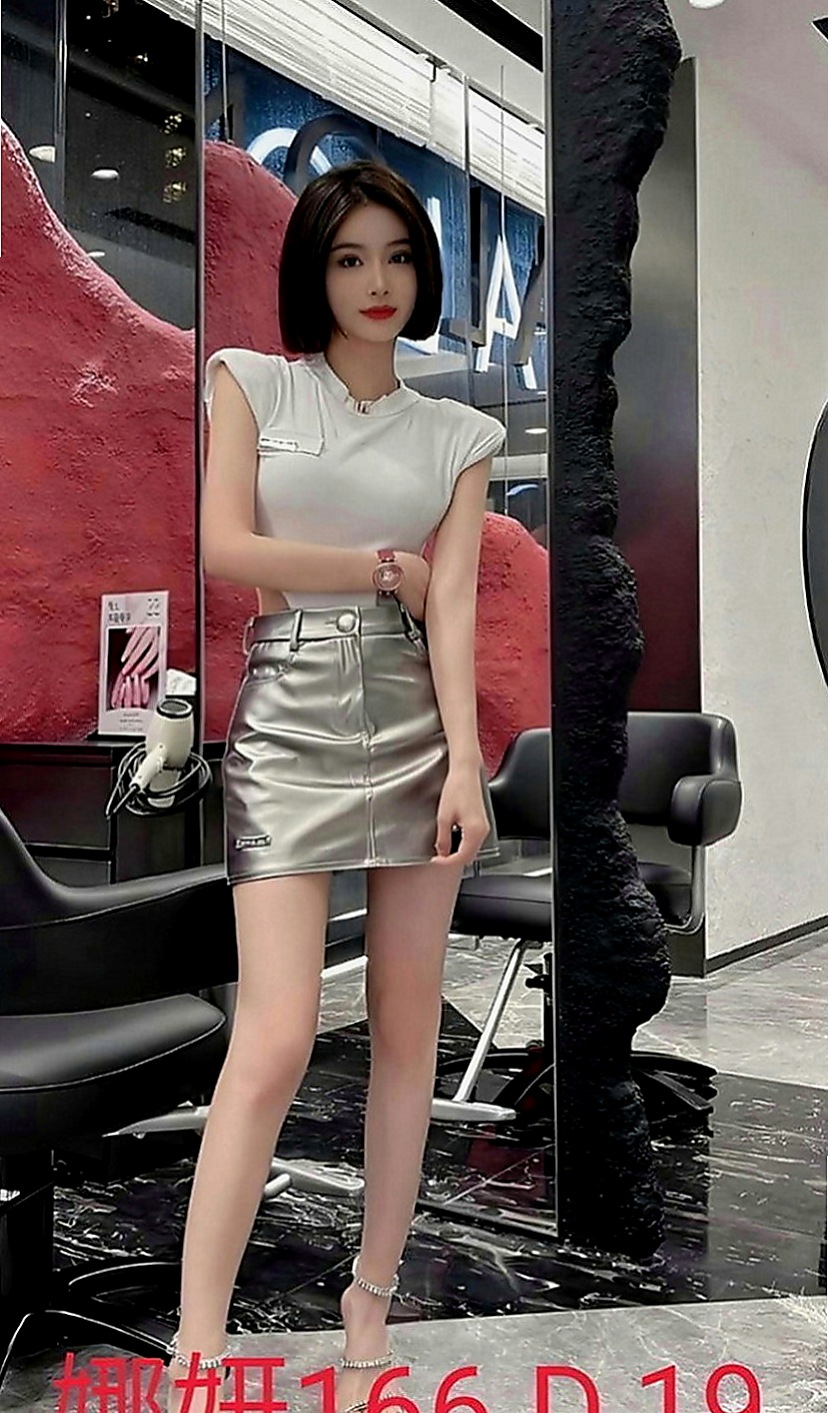 台南外約茶|找女人：蒂芬妮 |美女老師|170cm|50kg|C罩杯|23歲|甜美卡哇伊臉蛋 身材纖細 小蠻腰超會妞噢~皮膚白皙 愛自拍的一個女生  玩的不錯咯 外貿也不錯
