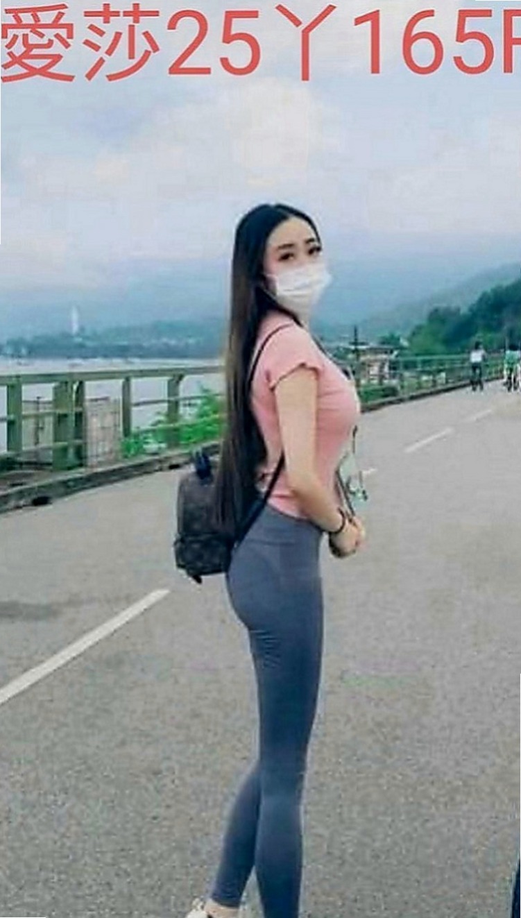 路竹外約茶：寶兒 |最美空姐|164cm|45kg|C罩杯|19歲|豪放敢玩 很騷唷！ 很白皙嫩滑,聲音好聽,XX美女一枚 是否沒有發現這個正妹