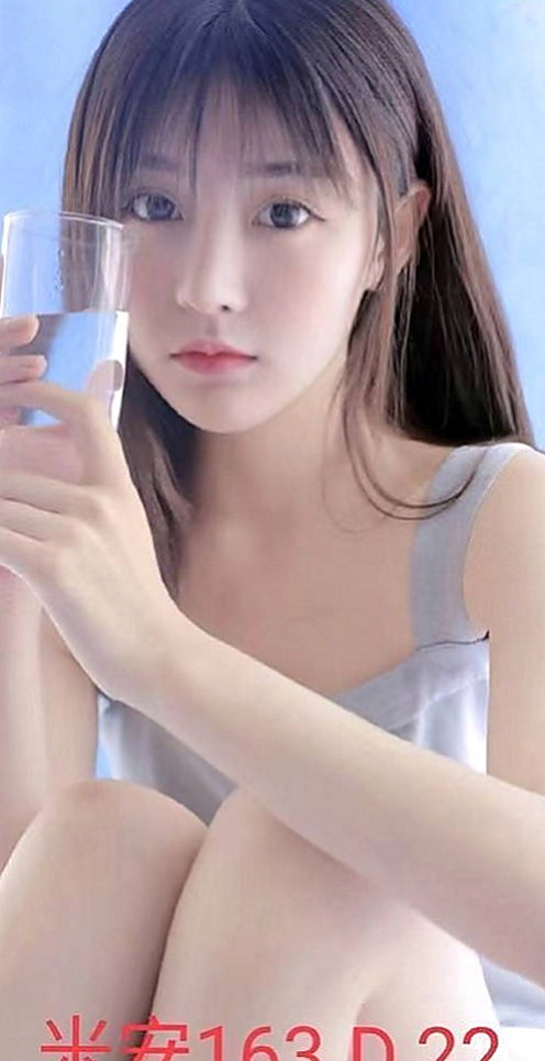豐原好茶：靈蓮 |小女人|165cm|50kg|C罩杯|22歲|服務：喇舌 69式 舔全身 親親 愛愛 洗澡 服務：69 舌吻 舔全身 服裝配合 情趣配合