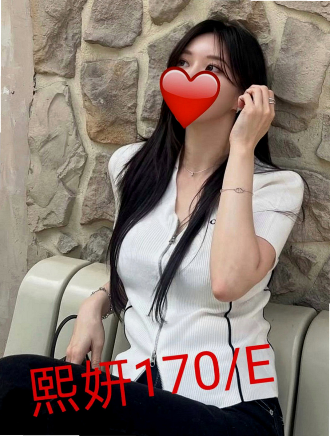 新北外約茶|油壓：雅夏 |今日學妹下海|166cm|55kg|D罩杯|24歲|性感小蠻腰超會扭 聲音消魂 超會玩 服務超贊保證  粉嫩穴穴 緊實 水多 可舔鮑魚喔~互動好還可LG