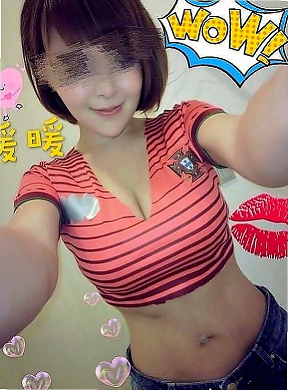 深坑找小姐：得兒 |鋼管舞老師|166cm|53kg|D罩杯|22歲|性感大胸OL 屁股很挑 胸部大 而且很挺胸型很棒 奶頭粉嫩 LG 吹屌舔蛋蛋